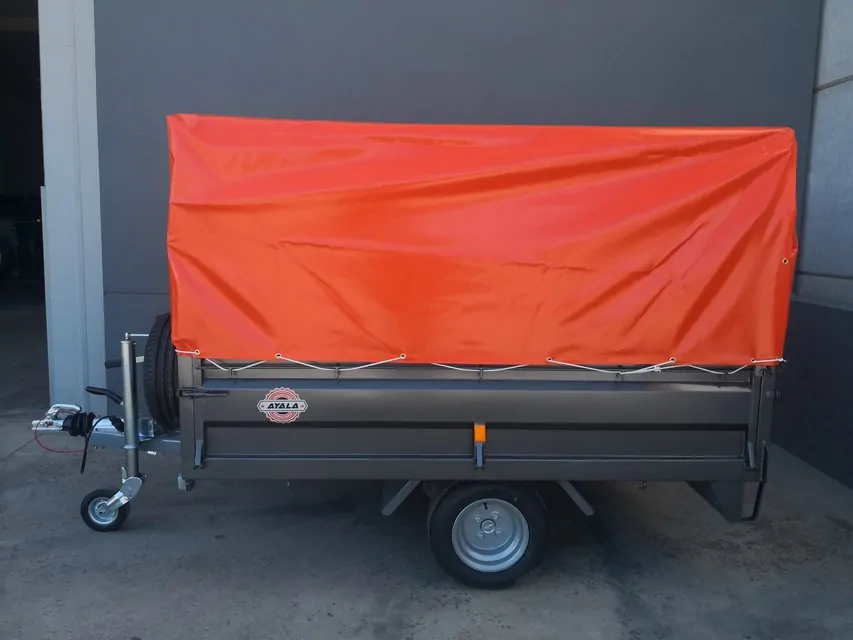 Remolque basculante hidraulico – Ruedas por debajo – Mma 750 kg