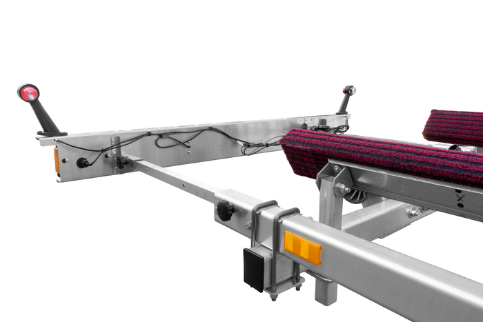 Remolque para barco UNITRAILER JET ALU PTAC 750 kg